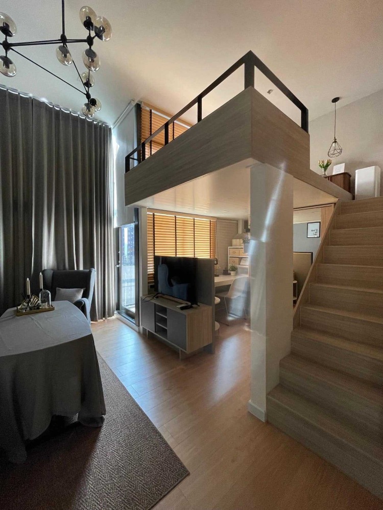 ให้เช่าคอนโดพระราม 9 เพชรบุรีตัดใหม่ RCA : 👑 Chewathai Residence Asoke 👑 Cozy Room ห้องสไตล์Loftตกแต่งสวยมาก เครื่องใช้ไฟฟ้าครบครัน พร้อมให้เช่า