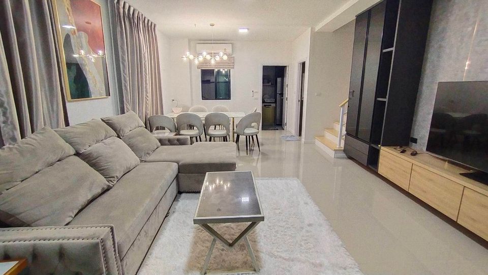 For RentTownhomeLadprao101, Happy Land, The Mall Bang Kapi : 🔴50,000฿🔴 Townhome The Connect Up 3 Lat Phrao 126 ♦️ Beautiful house, good location, near department stores. Happy to serve you 🙏✍️ If interested, contact via Line. Responses very quickly @bbcondo88​ ✍️ Property code​ 879-B5257