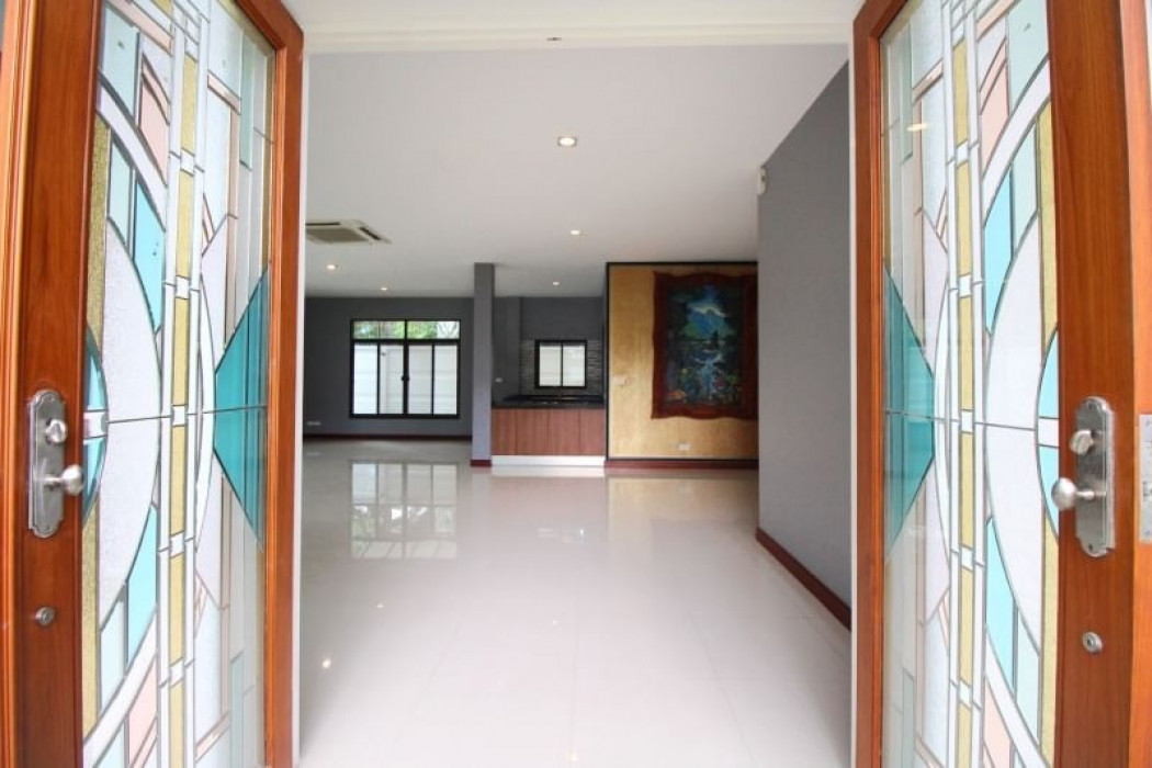 For sale: Luxury house, Mankong Pavilion Bang Bon 3, 480 sq m., 150 sq wa., strong structure, located at the beginning of the project, private community with only 27 units. Loading...