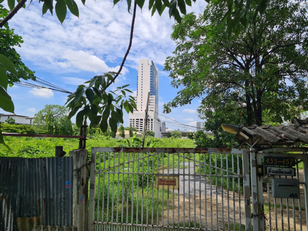 For SaleLandRama9, Petchburi, RCA : Land Rama 9 (for sale), Land Rama 9 (FOR SALE) Nub581