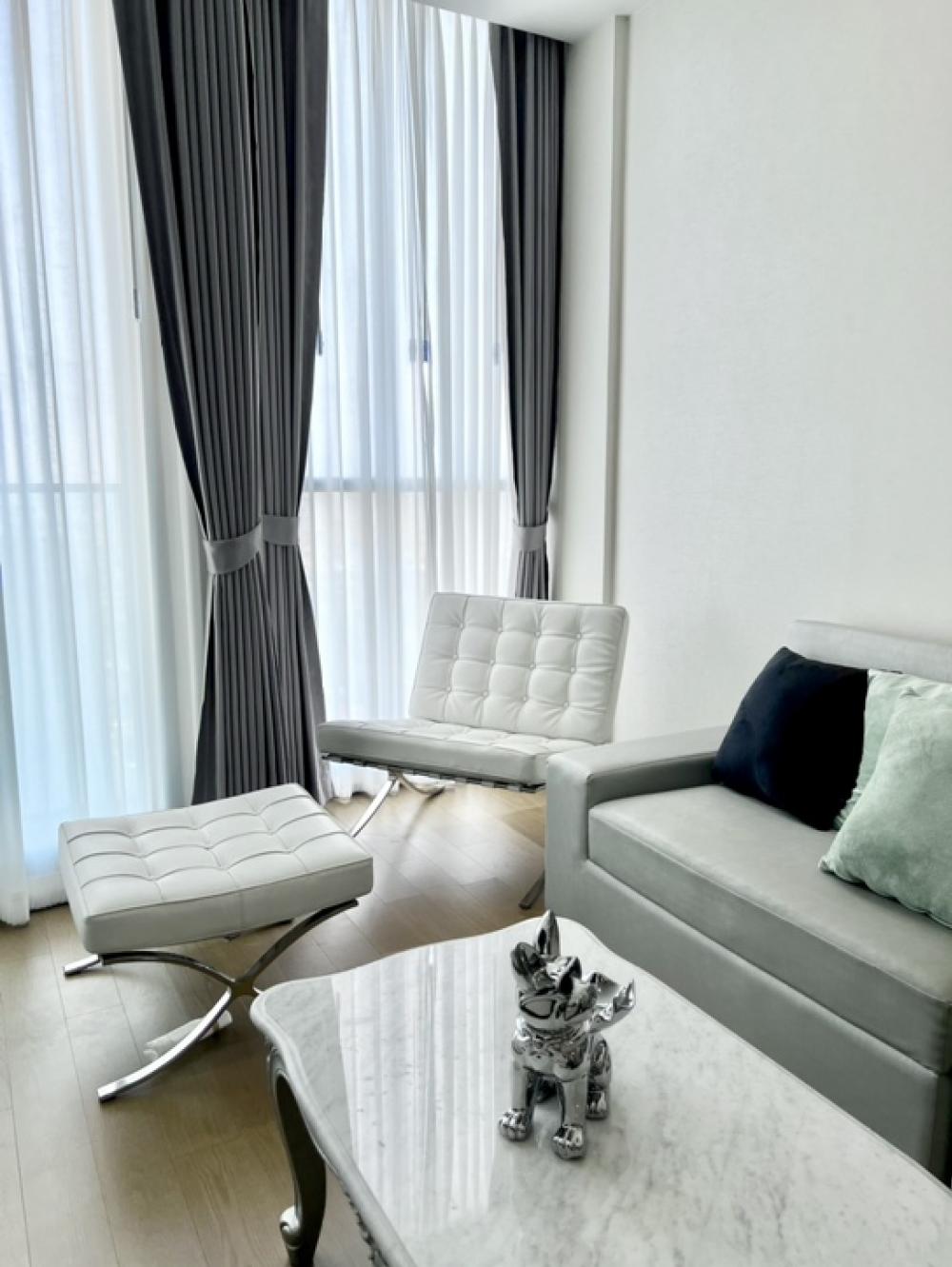 For RentCondoWitthayu, Chidlom, Langsuan, Ploenchit : Condo for rent Noble Ploenchit Ploenchit 65,000 baht 2 bedrooms 75 sq m. BTS Ploenchit (0 meters) Chidlom Witthayu Sukhumvit Lang Suan Ruamrudee Lumpini Asoke