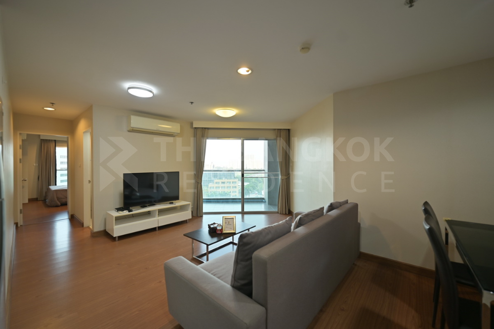 ขายคอนโดพระราม 9 เพชรบุรีตัดใหม่ RCA : ขาย Belle Grand Rama 9 1 bed 1 bath 52.6 ตรม. ห้องสวย ตำแหน่งดี เพียง 5.45 ล้าน โทร 093-6292247 นัท