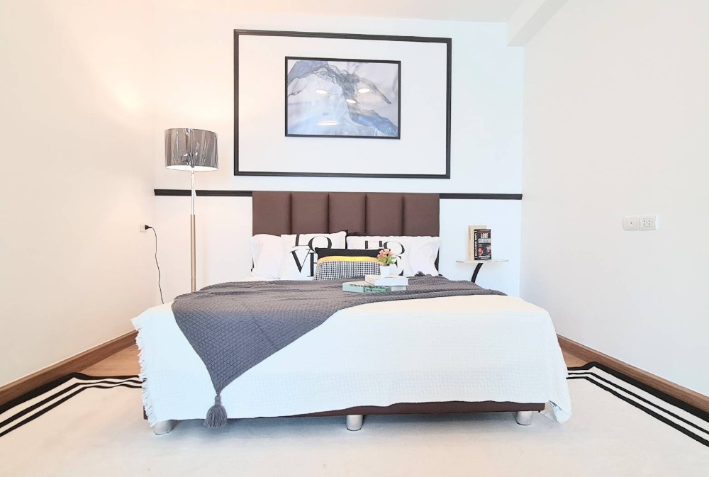 For SaleCondoKasetsart, Ratchayothin : Free transfer #bring your bags and move in now. Giving everything in the picture for sale, Supalai Park, Kaset Intersection, near the BTS. BTS Kaset, BTS Senanikom and near Kasetsart University