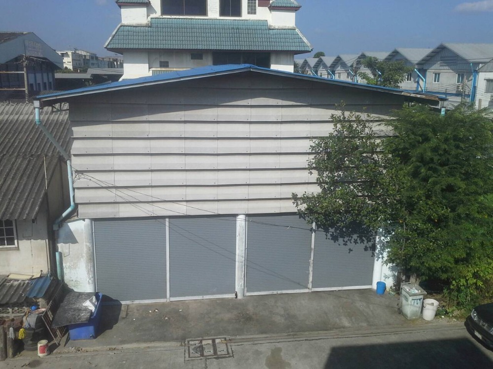 For RentWarehouseSamut Prakan,Samrong : Warehouse for rent, 204 square meters, Bangna-Trad km.12 area