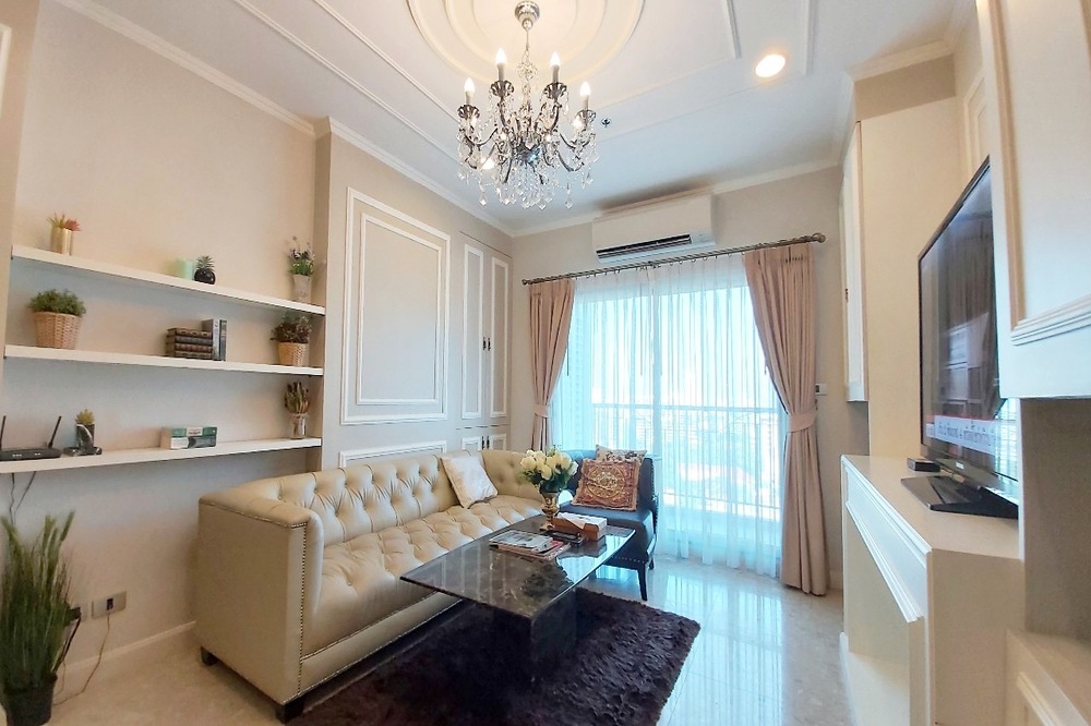 For RentCondoSukhumvit, Asoke, Thonglor : Code C20221210482.........The Crest Sukhumvit 34 for rent, 2 bedroom, 2 bathroom, high floor, furnished, ready to move in