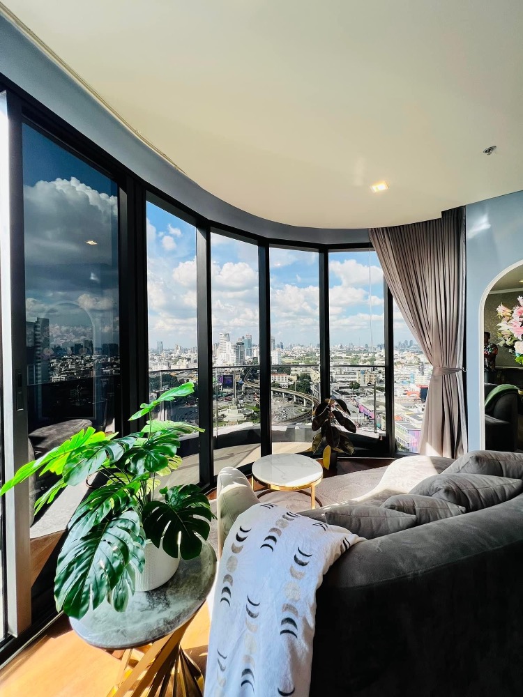 ให้เช่าคอนโดอารีย์ อนุสาวรีย์ : 👑 Ideo Q Victory 👑 1BED1BATH 61ตรม. ห้องหรูหราตกแต่งจัดเต็ม มีทั้งเฟอร์ฯและเครื่องใช้ไฟฟ้าครบ
