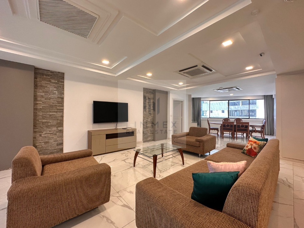 For RentCondoSukhumvit, Asoke, Thonglor : Spacious 3 bedrooms at President Park - BTS Prompong