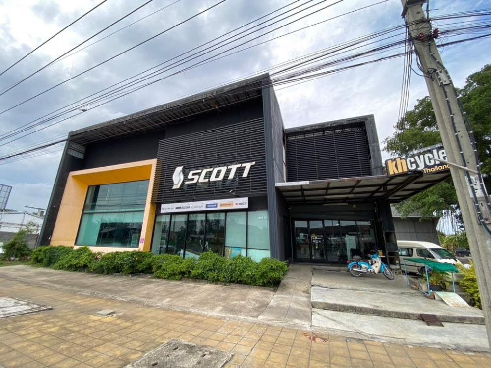 ให้เช่าโชว์รูมเกษตร นวมินทร์ ลาดปลาเค้า : K96 ให้เช่าอาคารโชว์รูม 2 ชั้นขนาด 1000 ตรม ตกแต่งสวยงาม ติดถนนใหญ่เกษตรนวมินทร์ จอดรถสะดวก น้ำไฟฟ้าพร้อม 380 V