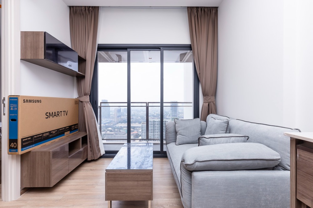 For RentCondoSapankwai,Jatujak : BEST DEAL💕 For Rent📌The Line Phahon-Pradipat (Line:@rent2022), Beautiful room with Good price and Ready to move in!!