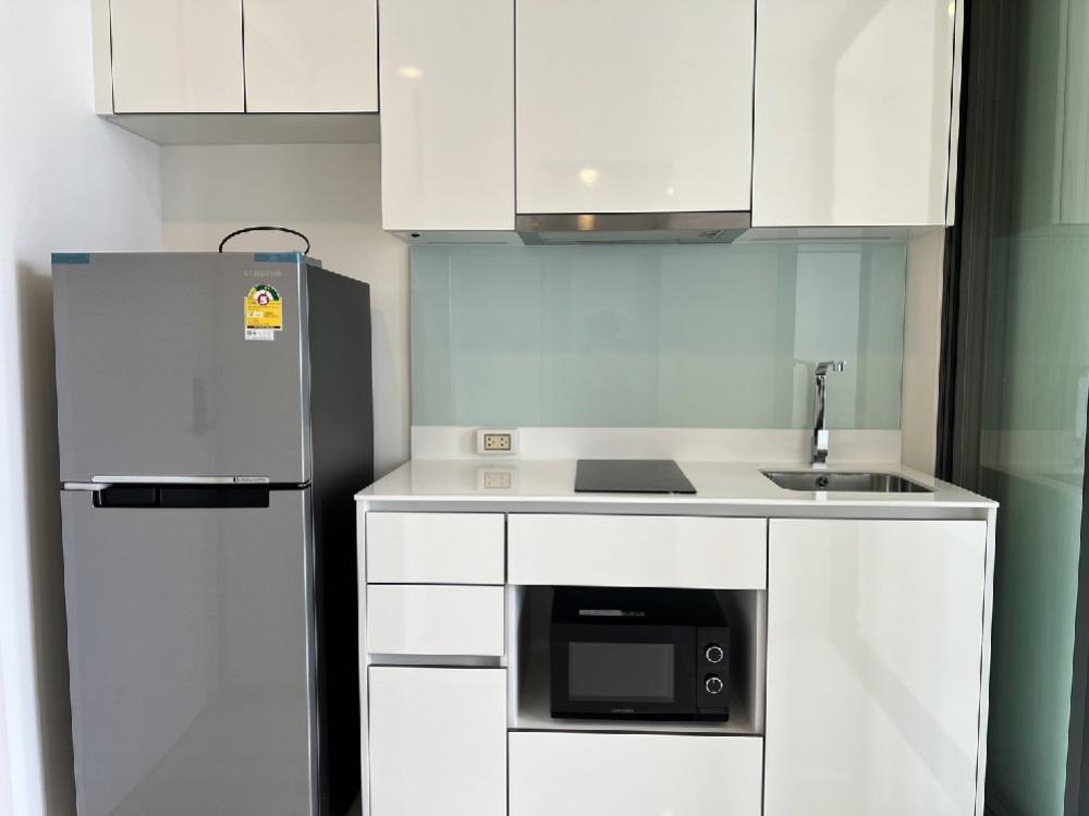 For RentCondoKasetsart, Ratchayothin : Urgent rent: Condo next to BTS Ratchayothin. If interested, contact 08-2625-2826(OFF)