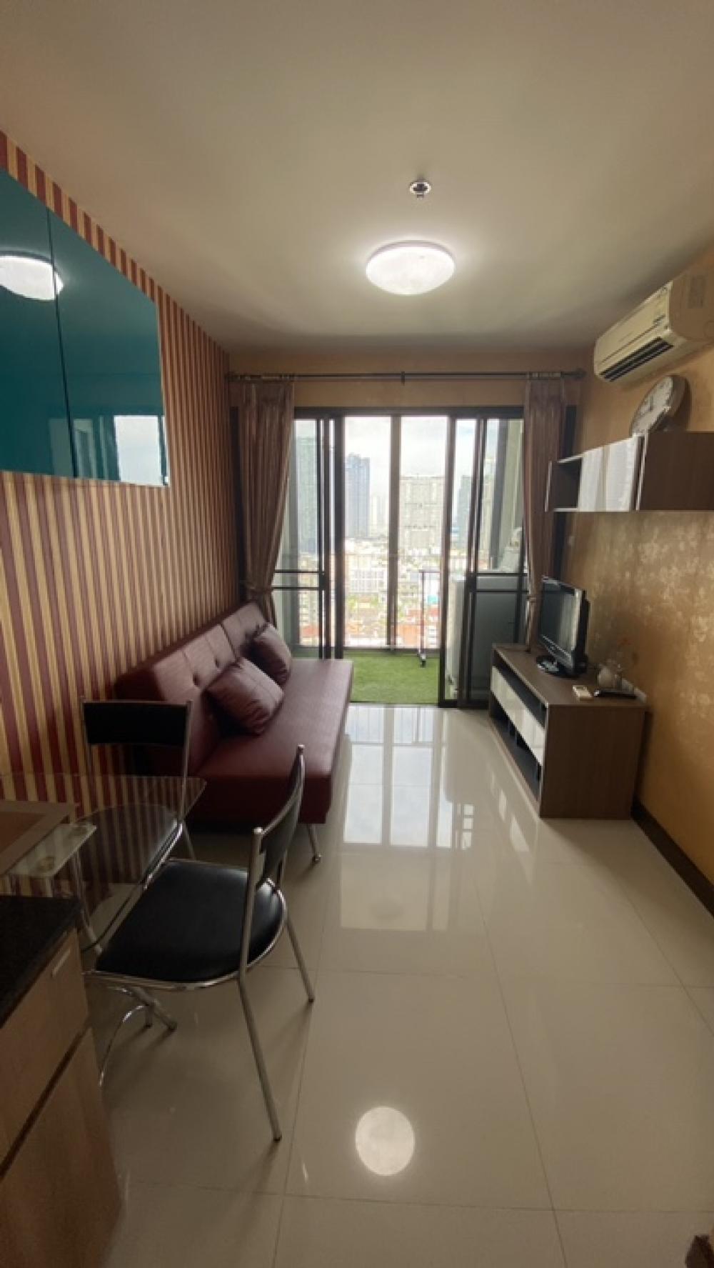 For RentCondoLadprao, Central Ladprao : IDEO Lat Phrao 5 1BEDROOM, very neat room. (Ready to move in 💯)