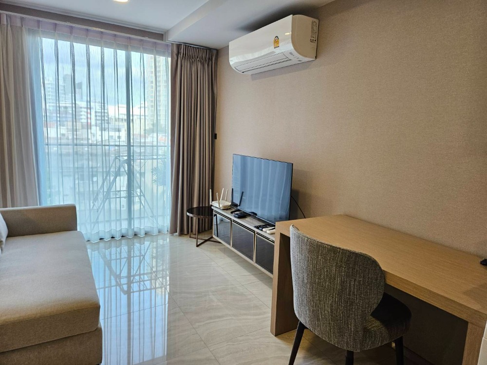 For RentCondoSukhumvit, Asoke, Thonglor : BEST DEAL🤩 For Rent📌Walden Asoke (Line:@rent2022), Beautiful room with Good price and Ready to move in!!