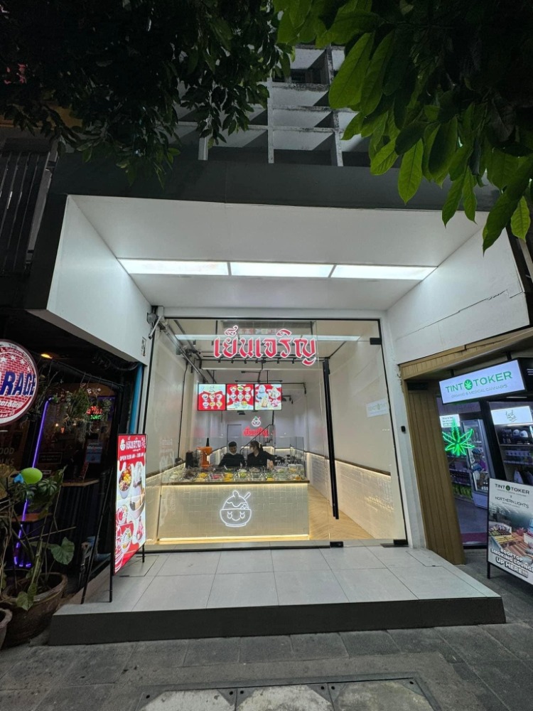 For RentShop HouseSukhumvit, Asoke, Thonglor : LTH9634 – Commercial FOE RENT in Thonglor size 263 Sq. M. Near BTS Thonglo Station ONLY 125K/Month