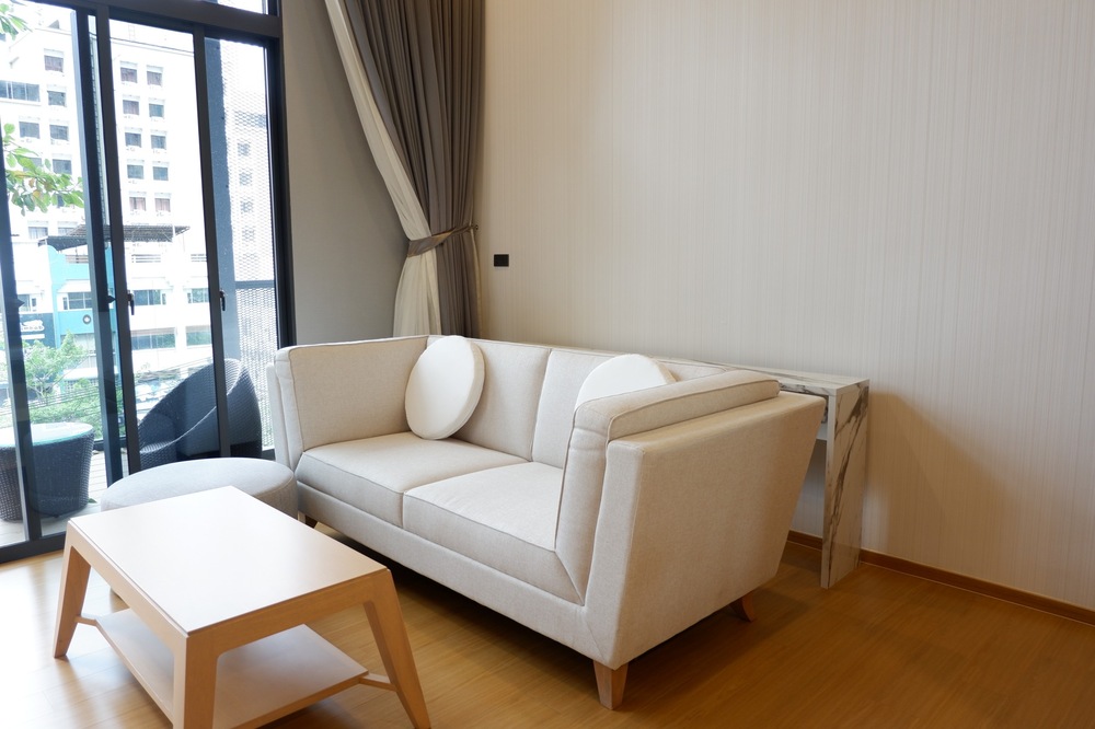 For RentCondoSukhumvit, Asoke, Thonglor : Code C20231100669.........Siamese Exclusive Sukhumvit 31 for rent, 1 bedroom, 1 bathroom Duplex, high floor, furnished, ready to move in