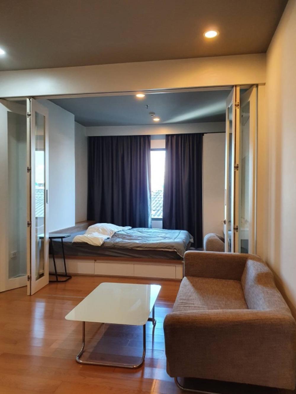 For RentCondoOnnut, Udomsuk : For rent: Blocs 77, size 32 sq m, 1 bedroom, 1 bathroom, near BTS On Nut. To make an appointment, contact 063-384-4228.