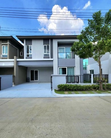 ให้เช่าบ้านสมุทรปราการ สำโรง : HR1360ให้เช่าบ้านแฝด หมู่บ้านแกรนด์ พลีโน่ เมกา บางนา วิวสวน เฟอร์ครบพร้อมอยู่ เดินทางสะดวก