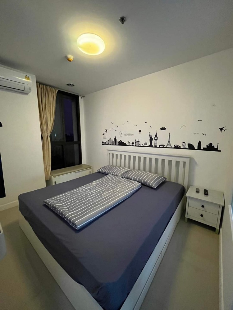 For RentCondoLadprao, Central Ladprao : Condo for rent Ideo ladprao 5, 6th floor, open project view. Next to Mrt Lat Phrao, size 34.00 sq m.