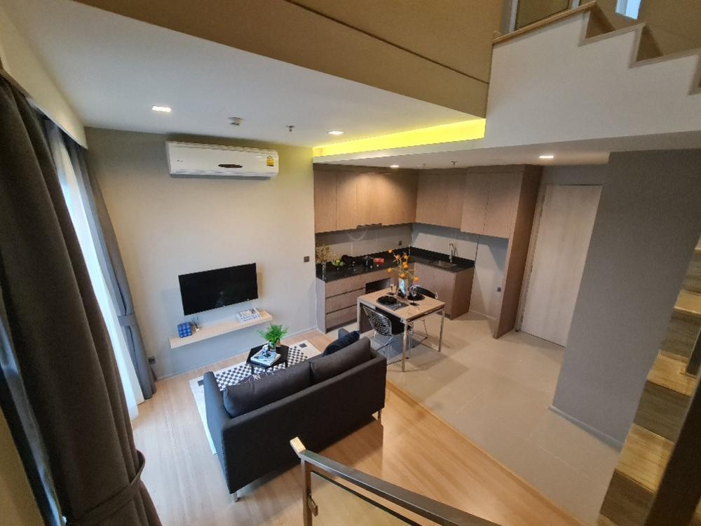 For RentCondoSapankwai,Jatujak : 💥💥RARE DUPLEX UNIT💥💥 M JATUJAK / 1 BED DUPLEX / 56 SQM / 31,000 BAHT / FULLY FURNISHED