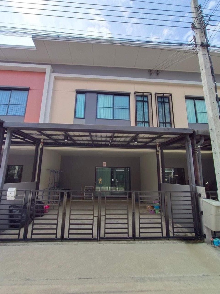 ให้เช่านนทบุรี บางใหญ่ บางบัวทอง : ว่างให้เช่าบ้านทาวโฮม 2 ชั้น สิริเพลส บางใหญ่ เนื้อที่ 20.7 ตร.ว. พื้นที่ 181 ตร.ม. 4 ห้องนอน 3 ห้องน้ำ
