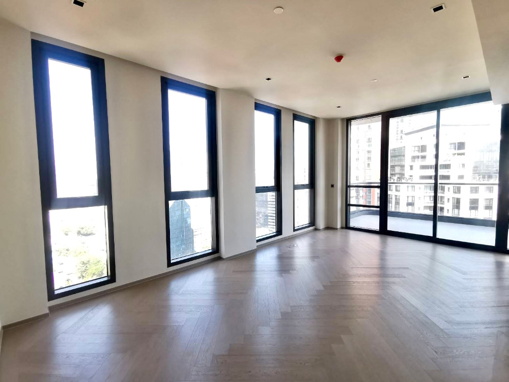 For SaleCondoSathorn, Narathiwat : The Reserve Sathorn: 2bed 2bath 87sqm. 21,900,000 Am: 0656199198