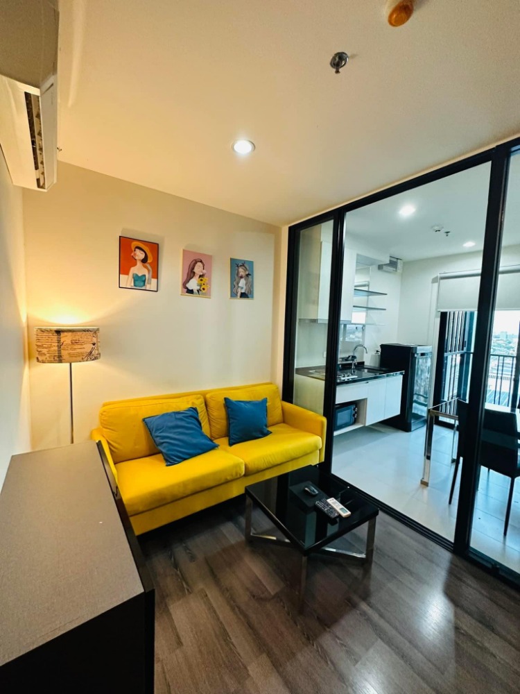 For RentCondoOnnut, Udomsuk : For rent, The Base Park East, 22nd floor, 30 sq m, beautiful room, complete electrical appliances. Ready to move in
