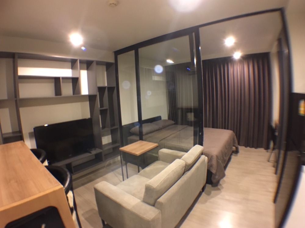 For RentCondoWitthayu, Chidlom, Langsuan, Ploenchit : SK05047 Condo for rent Maestro 02 Ruamrudee near Central Chidlom.