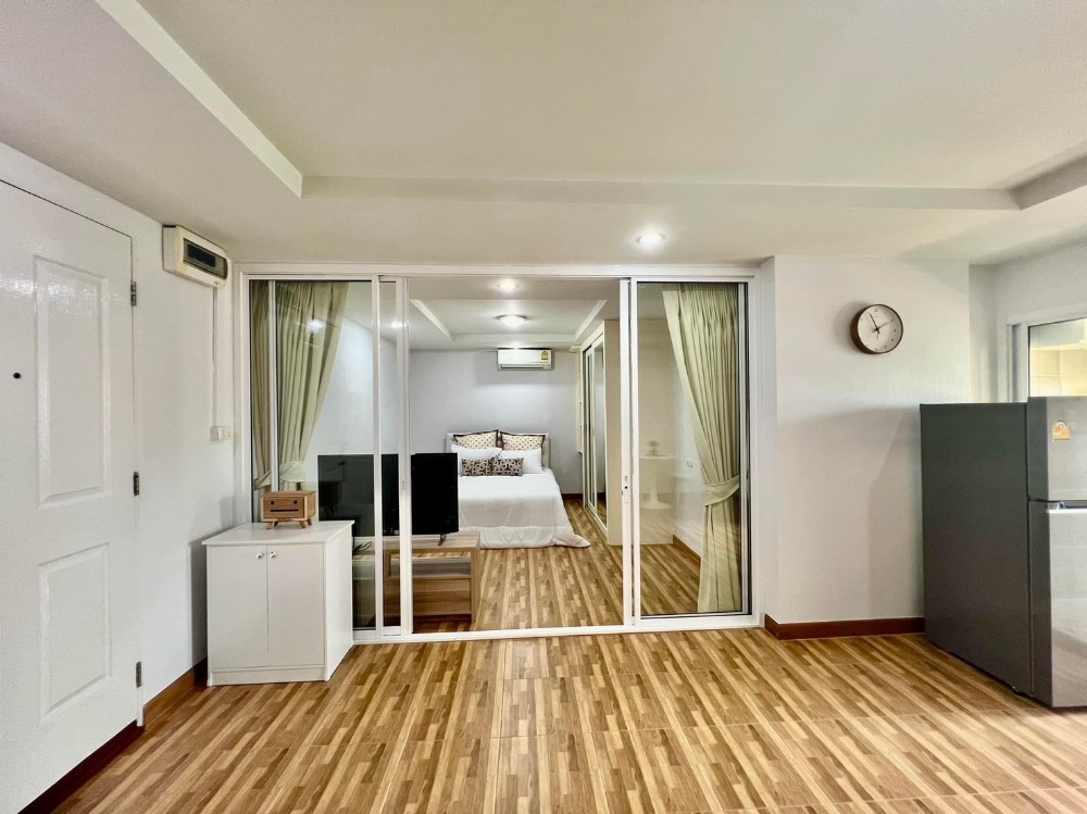 For RentCondoRatchadapisek, Huaikwang, Suttisan : ✨ Happy Condo Ratchada 18  :  1 Bedrooms , 1 Bathroom, 42 sqm. Rental Price 12,000THB/Month ✨