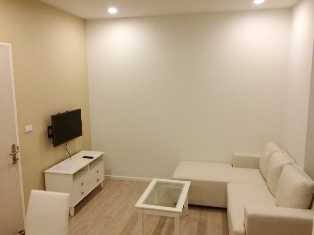 For RentCondoPattanakan, Srinakarin : S1R9135 S1 Rama9 size 33 sqm. 5th Floor 8,000 baht 092-597-4998