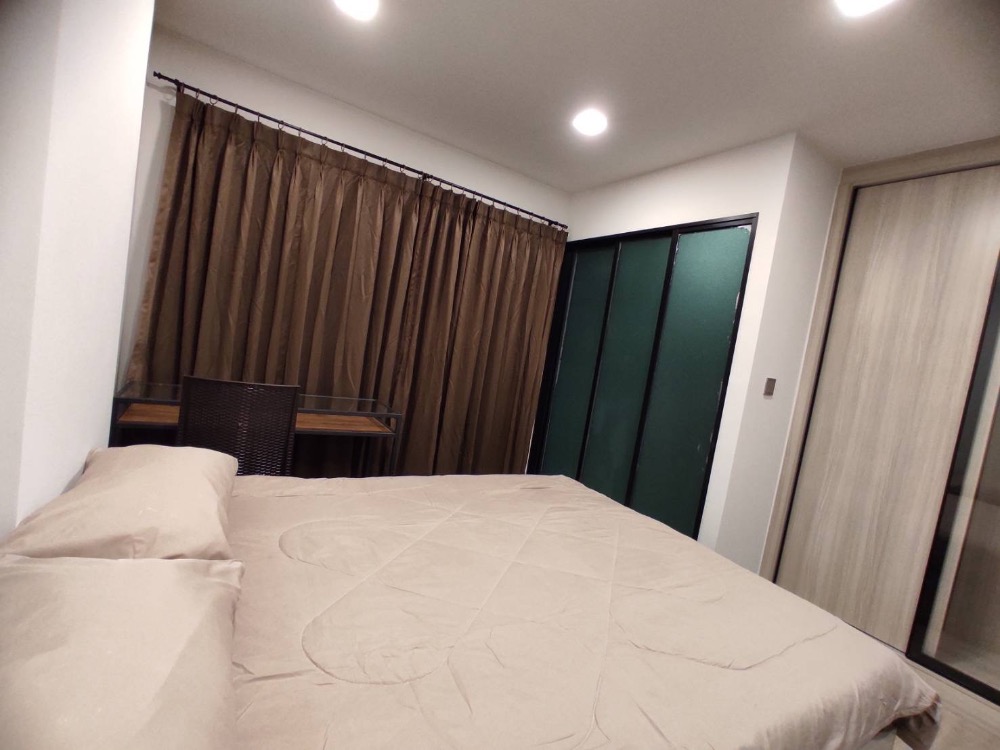 For rent: Atmoz flow Minburi, ready-to-move-in condo, resort style, fully furnished, luxury common area, next to the Pink Line Loading...