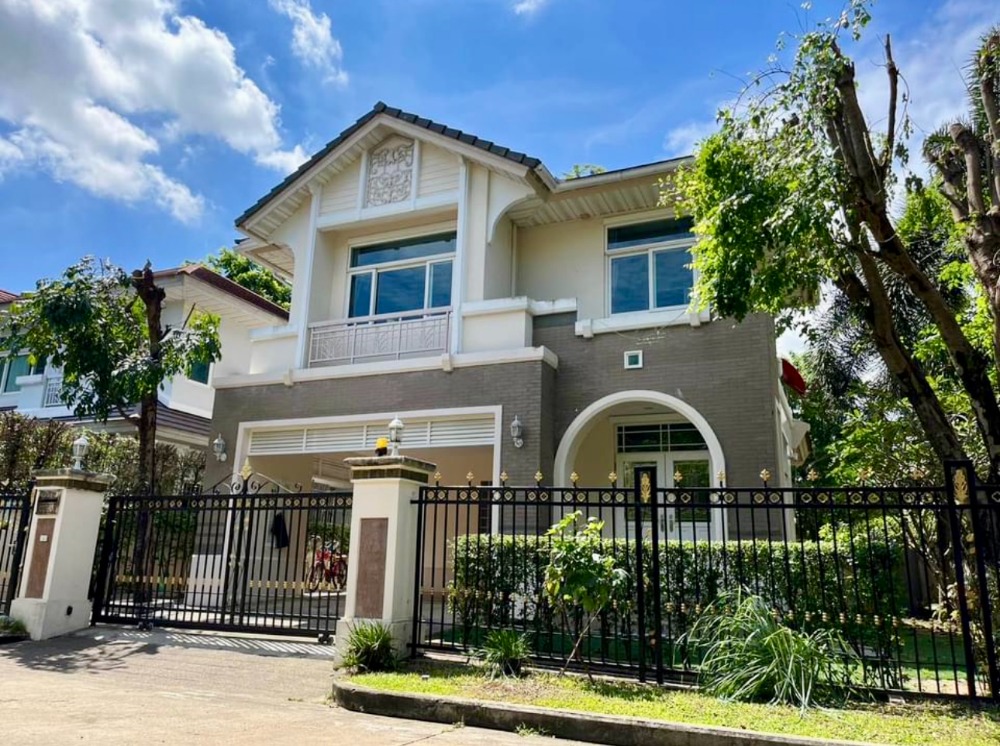For RentHouseNawamin, Ramindra : house available for rent at Masterpiece Village, Ekkamai, Ramindra.