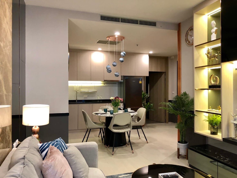 ให้เช่าคอนโดวิทยุ ชิดลม หลังสวน : Noble Ploenchit for rent 62 sqm 1bed 1bath  60,000 per month