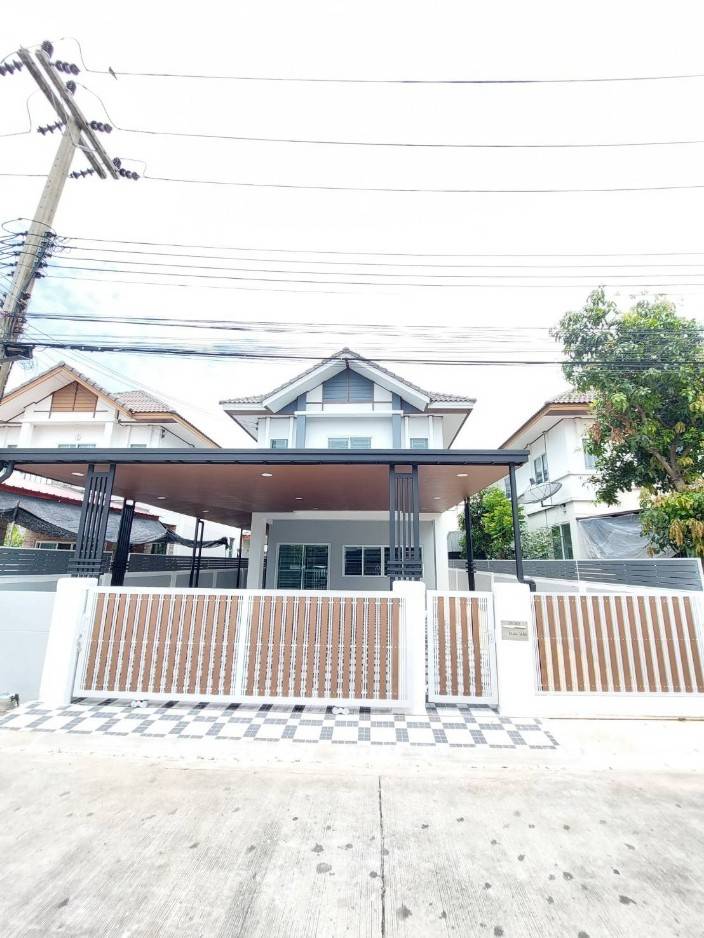 ขายบ้านปทุมธานี รังสิต ธรรมศาสตร์ : บ้านเดี่ยว2ชั้น ลำลูกกา คลอง3 ปทุมธานี หมู่บ้านวิสต้าวิลล์ B ( Vista Ville B)