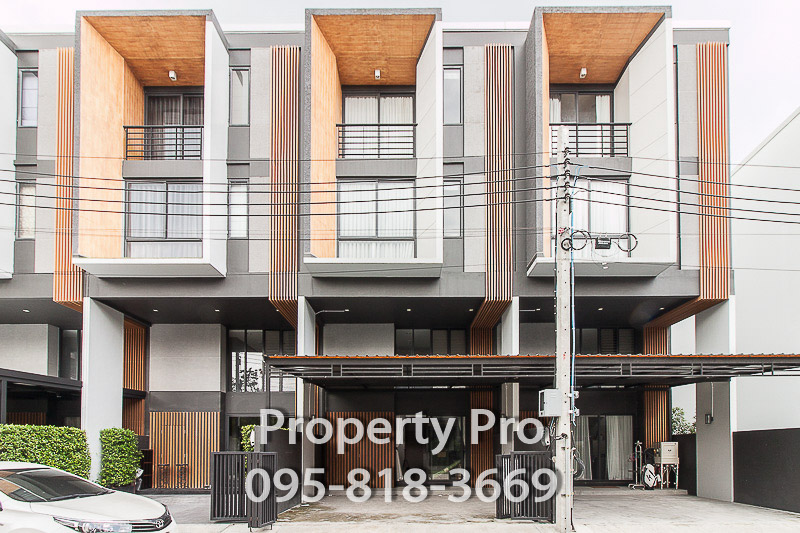 ให้เช่าทาวน์โฮมพัฒนาการ ศรีนครินทร์ : MJ24R-007 ให้เช่า บ้าน ทาวน์โฮม ชิเซน (Shizen) พัฒนาการ 32 บ้านใหม่ 4 ห้องนอน 4 น้ำ เดินทางสะดวกเข้าซอยเพียง 650 เมตร และทะลุได้หลายทาง
