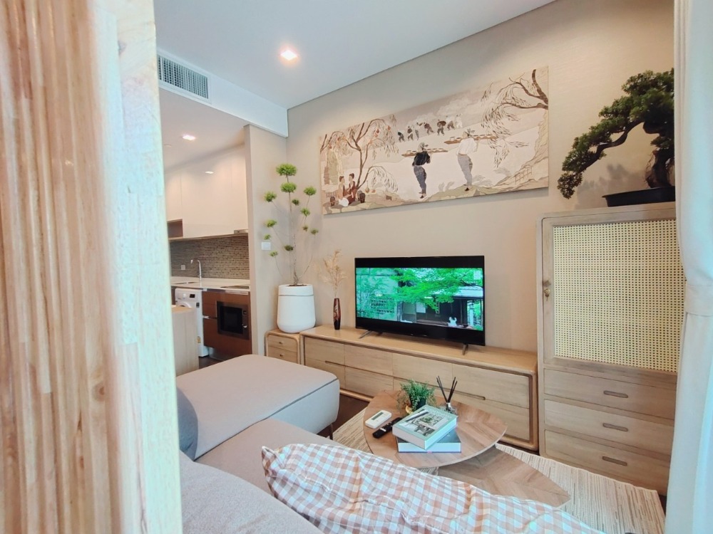 For SaleCondoLadprao, Central Ladprao : Beautiful room for sale, The Saint Residences Condo *near MRT Phahon Yothin*