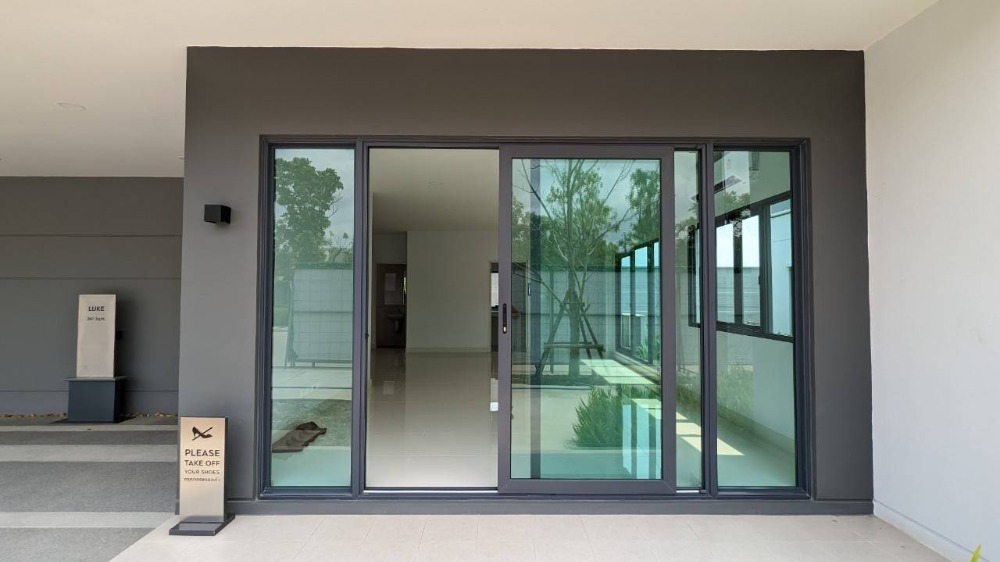 Centro Srinakarin Bangna house for rent Loading...