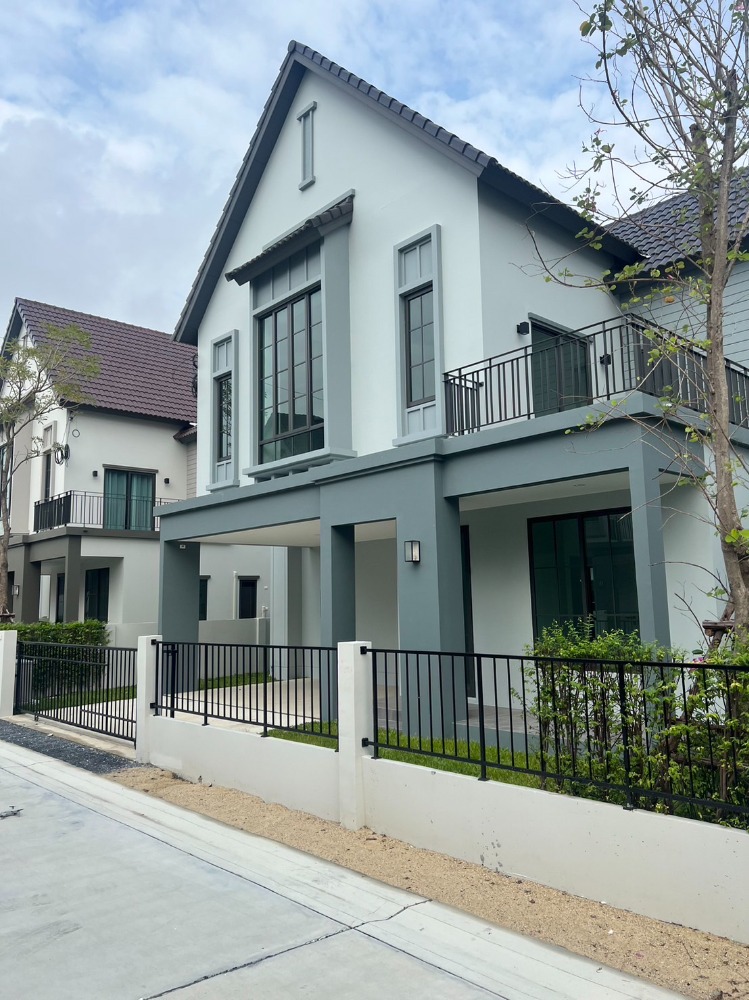 ขายบ้านเดี่ยว หมู่บ้านสราญสิริ ประชาอุทิศ90 แต่งครบ จัดสวนสวย พร้อมเข้าอยู่ได้เลย Loading...