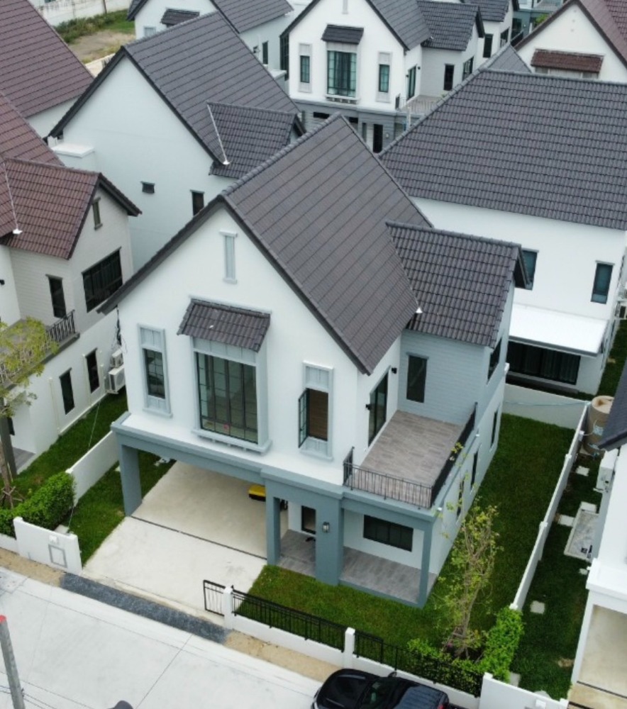 ขายบ้านเดี่ยว หมู่บ้านสราญสิริ ประชาอุทิศ90 แต่งครบ จัดสวนสวย พร้อมเข้าอยู่ได้เลย Loading...