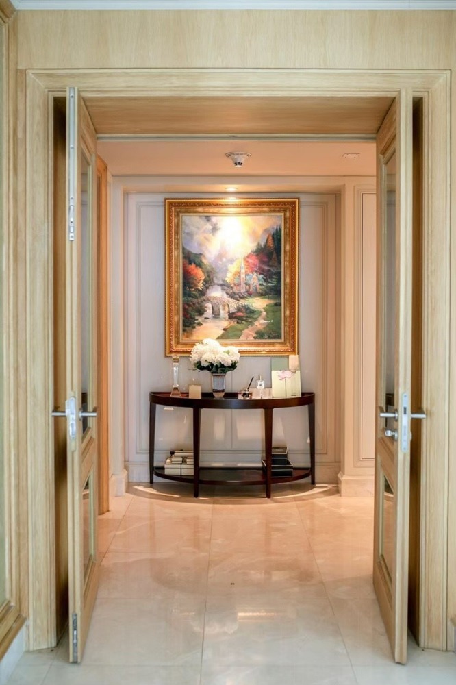 *Exclusive Deal* The St. Regis Bangkok | 3 Bed | Fully Furnished | 061-625-2555 Loading...