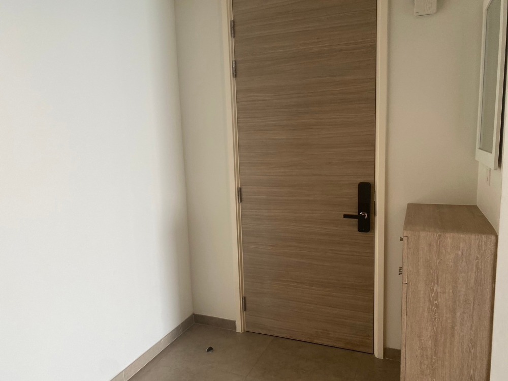 For RentCondoPattaya, Bangsaen, Chonburi : Condo for rent, Sai Wongamat Beachfront, 2 bedrooms, high floor (S03-1648)