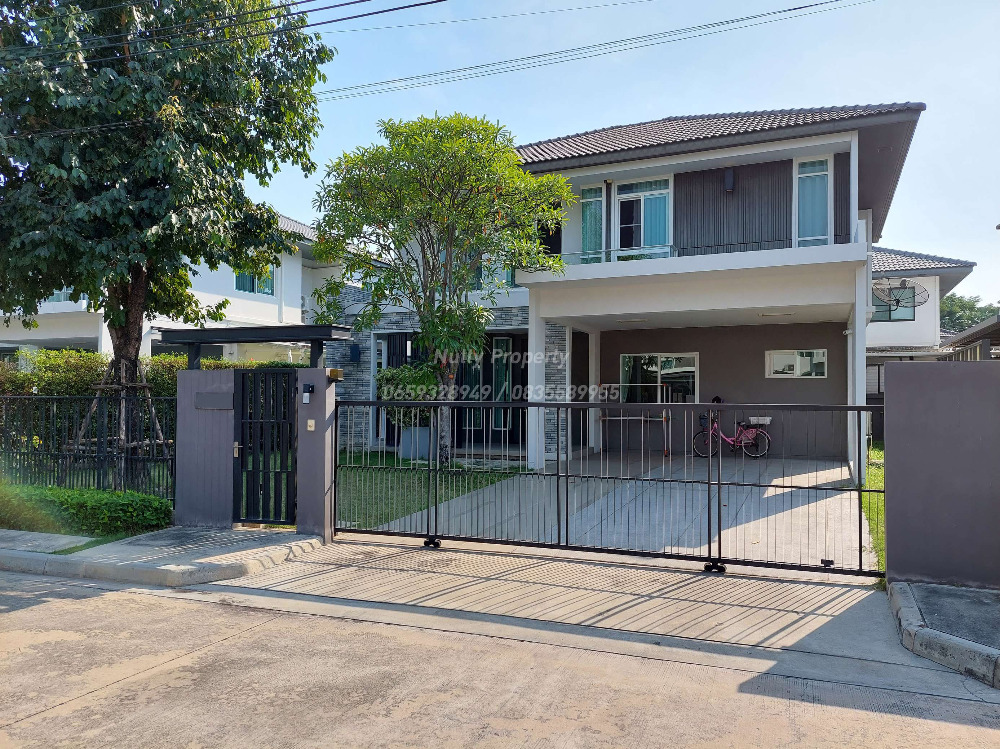 ให้เช่าบ้านบางนา แบริ่ง ลาซาล : For rent มัณฑนา 1 บางนา กม.7 / 4 ห้องนอน  5 ห้องน้ำ จอดรถได้ 4 คัน