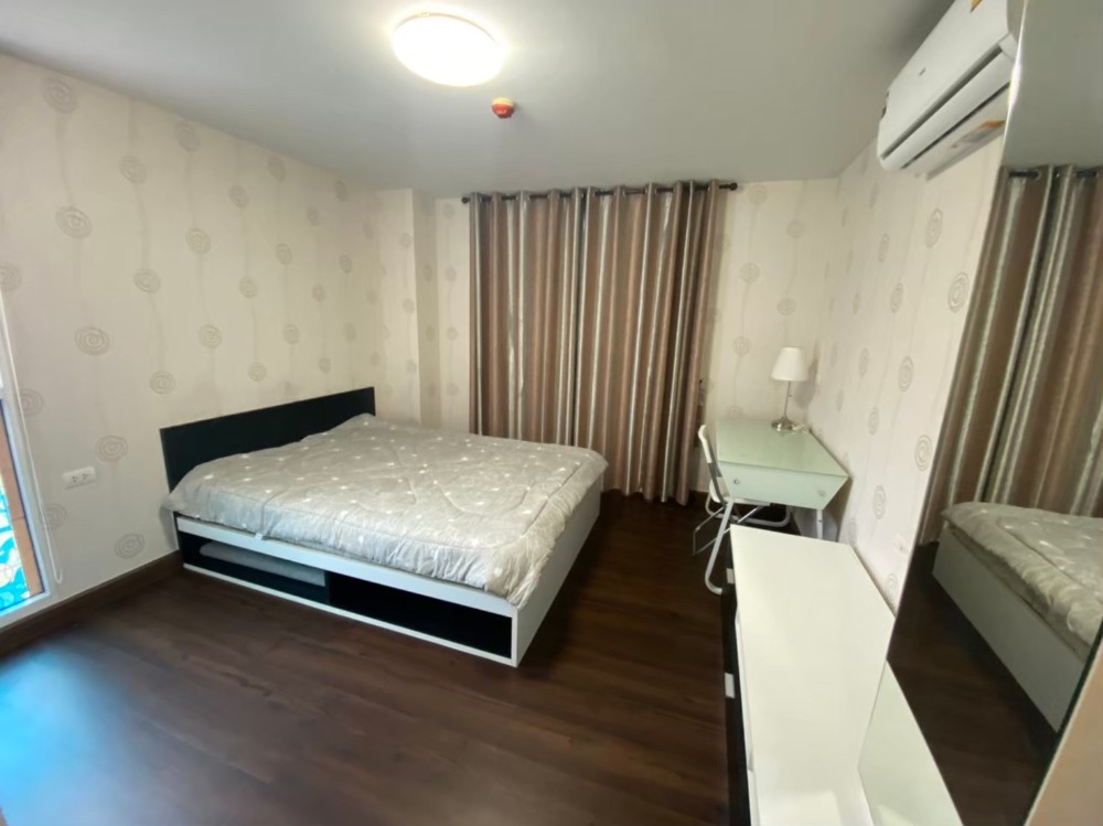 Condo for sale, The Link Sukhumvit 64, near BTS Punnawithi, corner room, ready to move in. Loading...