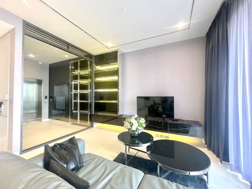 ให้เช่าคอนโดสุขุมวิท อโศก ทองหล่อ : ให้เช่าคอนโด VITTORIO Sukhumvit 39. 2 ห้องนอน 3 ห้องนอน. พื้นที่ห้อง 137 ตารางเมตร
