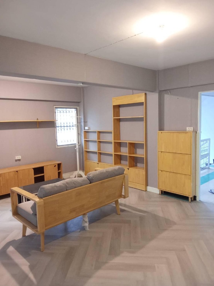 ให้เช่าคอนโดเกษตรศาสตร์ รัชโยธิน : เช่าด่วน Apartment “TR.COURT“ ชั้น2 ติด BTS พหลโยธิน เพียง 5 นาที ใกล้ห้างและ โรงพยาบาล