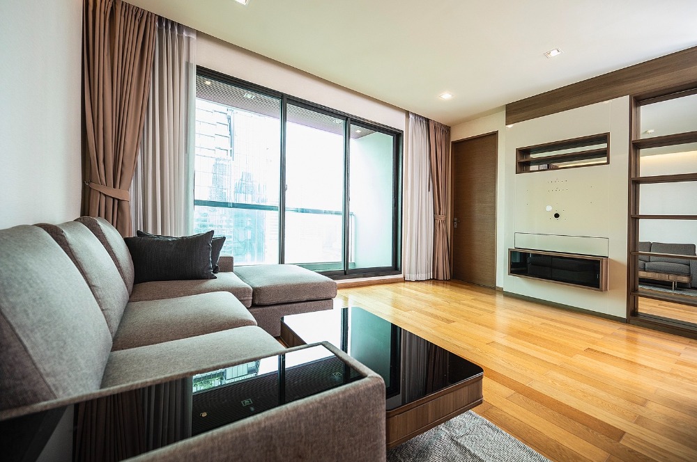 ให้เช่าคอนโดสาทร นราธิวาส : For rent The address Sathorn