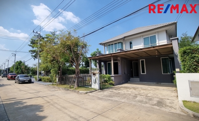 ขายบ้านปทุมธานี รังสิต ธรรมศาสตร์ : ขายบ้านเดี่ยว รังสิต-คลอง3 บารานีเรสซิเดนซ์ หลังมุมติดสวน แถมเฟอร์นิเจอร์ ตกแต่งพร้อมเข้าอยู่ ใกล้ถนนหลัก คลองหลวง, รังสิต-นครนายก, ปทุมธานี.