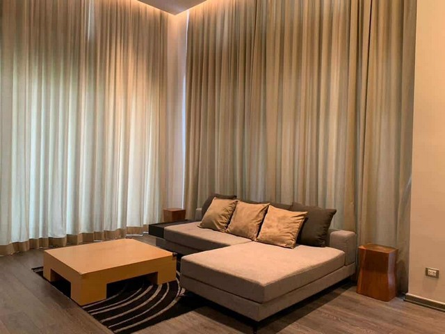 For RentCondoWitthayu, Chidlom, Langsuan, Ploenchit : 3-Bedroom for Rent at The Crest Ruamrudee Condominium, near BTS Ploen Chit