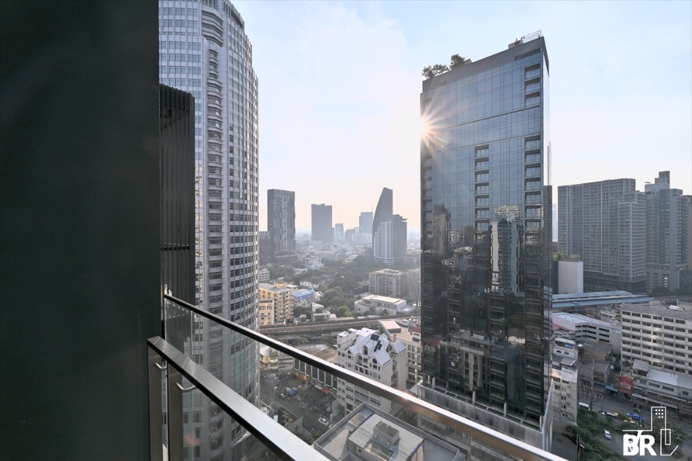 ขายคอนโดสุขุมวิท อโศก ทองหล่อ : ราคาลดสุดๆ! LAVIQ Sukhumvit 57 - 1B1B (44.6 sqm) | contact: 0658217402
