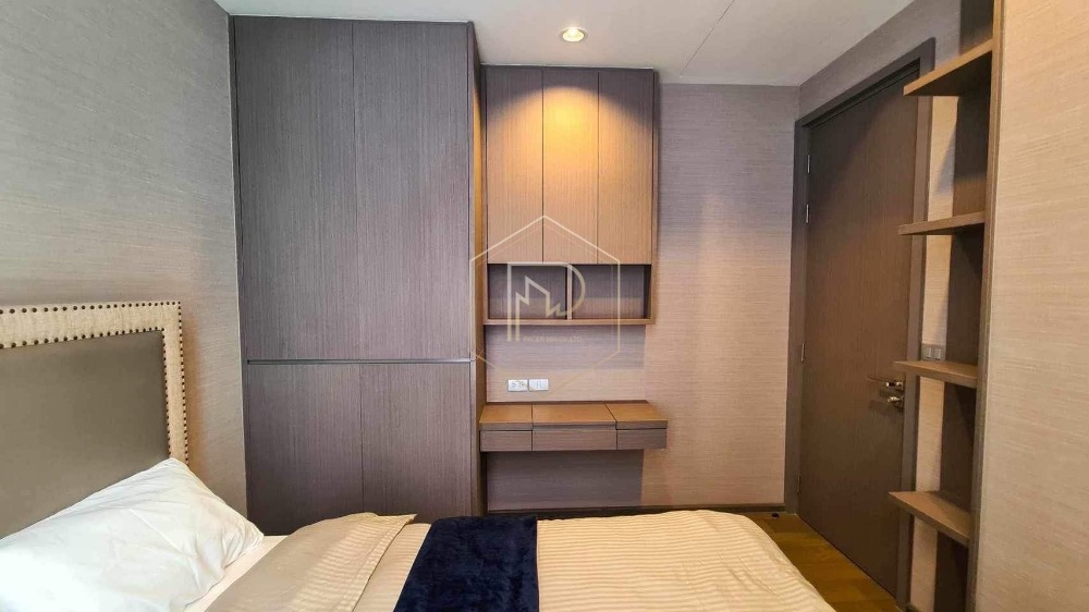 For RentCondoSathorn, Narathiwat : Room available for rent: The Diplomat Sathorn (The Diplomat Sathorn). If interested in negotiating the price, add Line @condo168 (with @ in front as well)