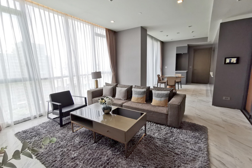 ให้เช่า คอนโดสุดหรูย่านทองหล่อ The Monument Thonglor 2 ห้องนอน 3 ห้องน้ำ ตกแต่งพร้อมอยู่ เลี้ยงสัตว์ได้ ใกล้ BTS ทองหล่อ Loading...