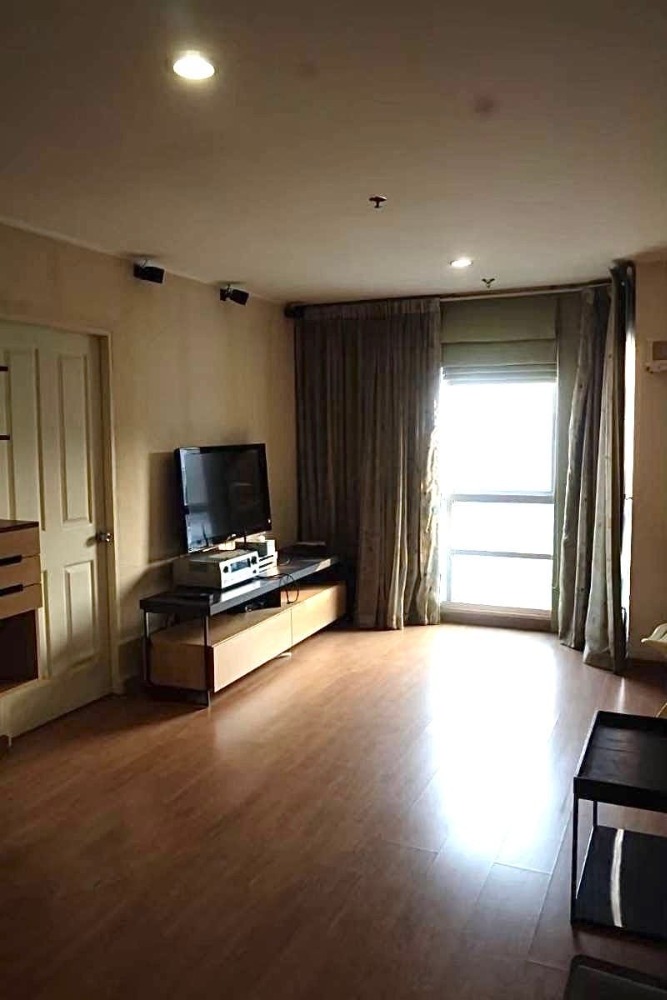 For RentCondoSapankwai,Jatujak : UJS102 U Delight at Chatuchak Station, 29th floor, corner room, city view, 62 sq m, 2 bedrooms, 2 bathrooms, 19,000 baht 099-251-6615
